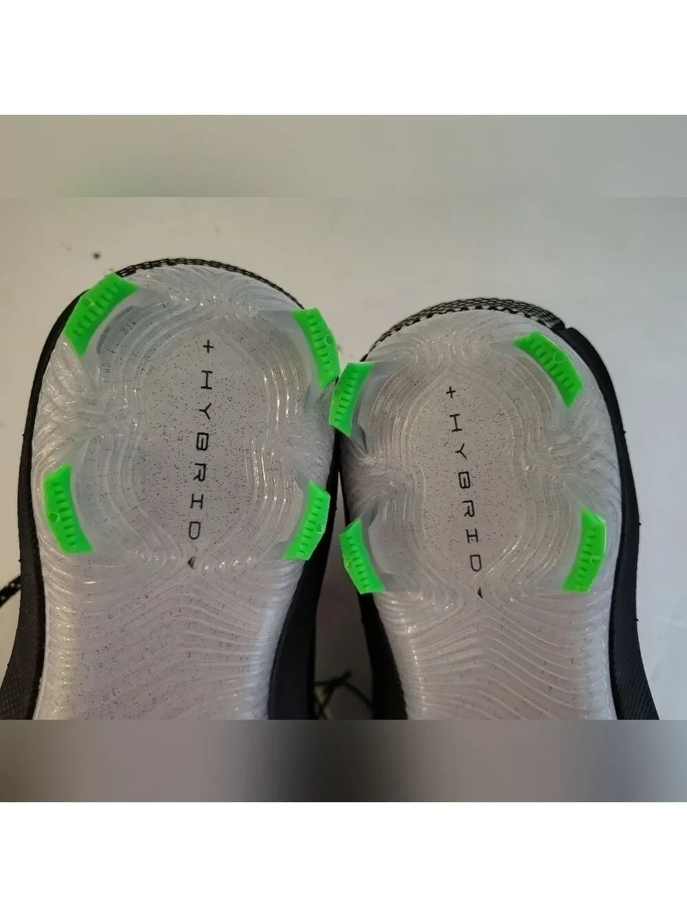 Under Armour Harper 8 Low ST Baseball Black/Green |3026588-001|